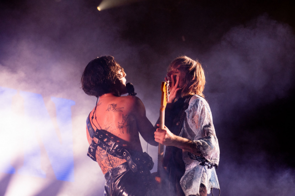 dl_beatsnoop_com-1651171602.jpg