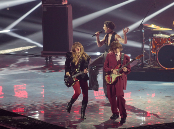 shutterstock_editorial_Live_Music_Show_EURIVISION_SO_12940237bg.jpg