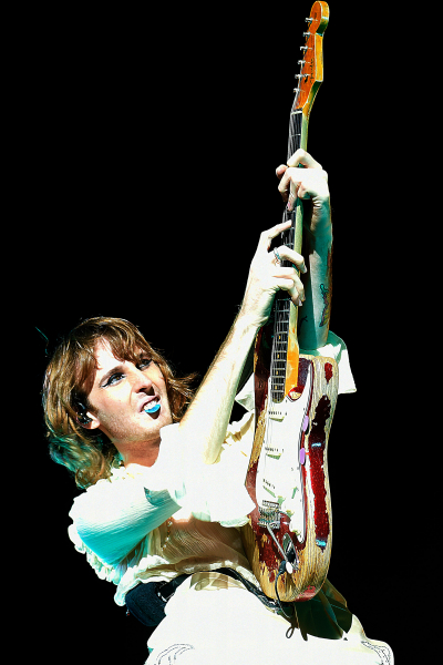 shutterstock_editorial_Maneskin_band_perform_live_in_13025023m.jpg