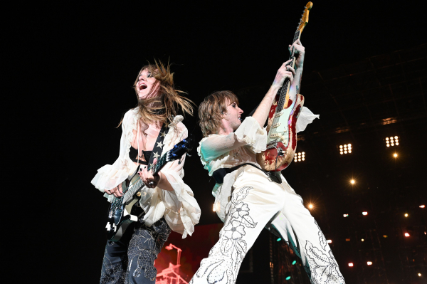 shutterstock_editorial_Maneskin_in_concert_in_Rome_I_13025143ae.jpg