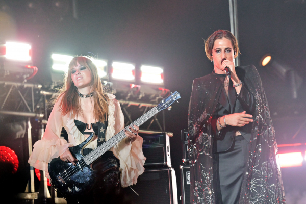shutterstock_editorial_Maneskin_in_concert_in_Rome_I_13025143ap.jpg