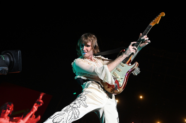 shutterstock_editorial_Maneskin_in_concert_in_Rome_I_13025143ax.jpg