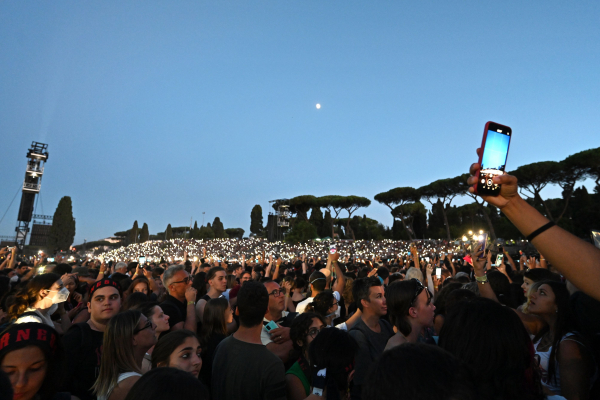shutterstock_editorial_Maneskin_in_concert_in_Rome_I_13025143bc.jpg