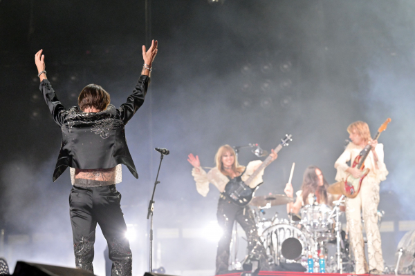 shutterstock_editorial_Maneskin_in_concert_in_Rome_I_13025143cd.jpg