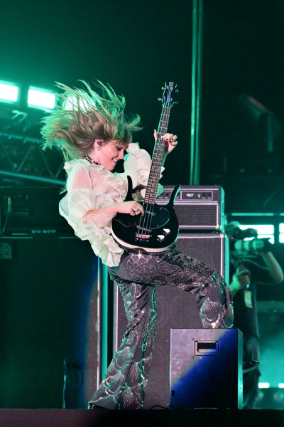 shutterstock_editorial_Maneskin_in_concert_in_Rome_It_13025143l.jpg