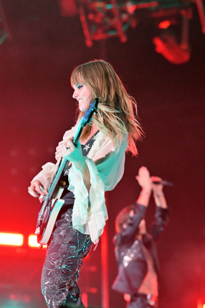 shutterstock_editorial_Maneskin_in_concert_in_Rome_It_13025143q.jpg