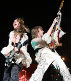 Filename=shutterstock_editorial_Maneskin_in_concert_in_Rome_I_13025143ae.jpg
Filesize=915KiB
Dimensions=4016x2677
Date added=Jul 11, 2022 shutterstock_editorial_Maneskin_in_concert_in_Rome_I_13025143ae.jpg