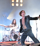 shutterstock_editorial_Maneskin_in_concert_in_Rome_I_13025143bo.jpg