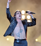Filename=shutterstock_editorial_Maneskin_in_concert_in_Rome_I_13025143bt.jpg
Filesize=915KiB
Dimensions=2678x4016
Date added=Jul 11, 2022 shutterstock_editorial_Maneskin_in_concert_in_Rome_I_13025143bt.jpg