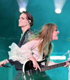 shutterstock_editorial_Maneskin_in_concert_in_Rome_It_13025143g.jpg