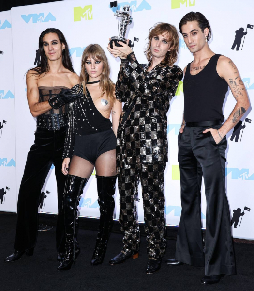 maneskin_carpet_video_music_awards_al_28329.jpg