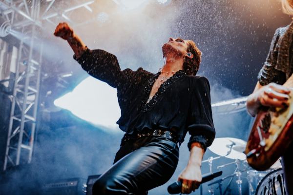 Copy-of-Maneskin_Islington_Frances_Beach-004.jpg