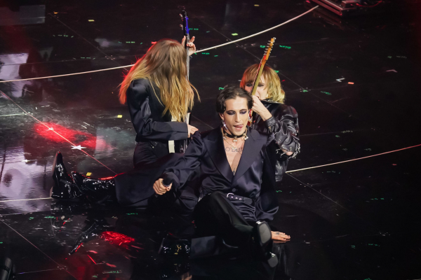 maneskin_editorial_shitterstock_sanremo_festival_2022_2810329.jpg