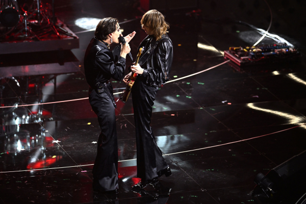 maneskin_editorial_shitterstock_sanremo_festival_2022_2811129.jpg