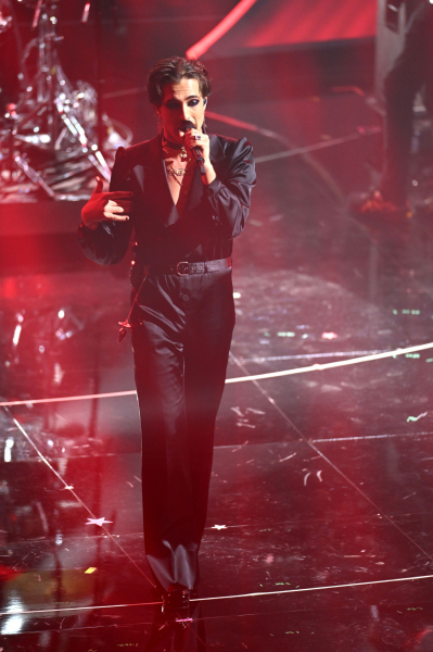 maneskin_editorial_shitterstock_sanremo_festival_2022_2814629.jpg