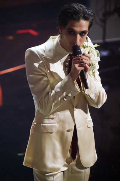 maneskin_editorial_shitterstock_sanremo_festival_2022_2815029.jpg