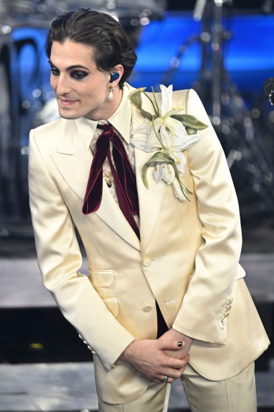 maneskin_editorial_shitterstock_sanremo_festival_2022_2815129.jpg