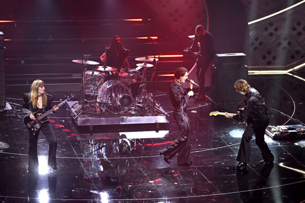 maneskin_editorial_shitterstock_sanremo_festival_2022_2815229.jpg
