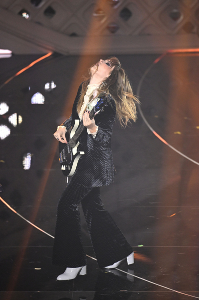 maneskin_editorial_shitterstock_sanremo_festival_2022_2815729.jpg