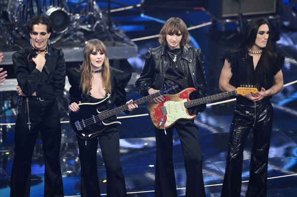 maneskin_editorial_shitterstock_sanremo_festival_2022_2817429.jpg