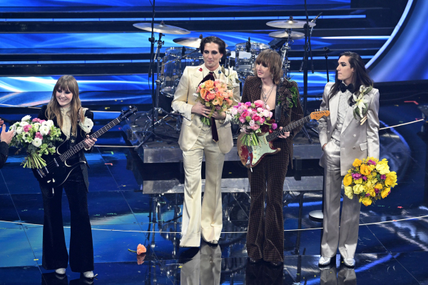 maneskin_editorial_shitterstock_sanremo_festival_2022_287329.jpg