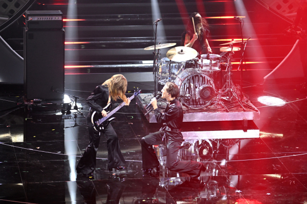 maneskin_editorial_shitterstock_sanremo_festival_2022_288929.jpg