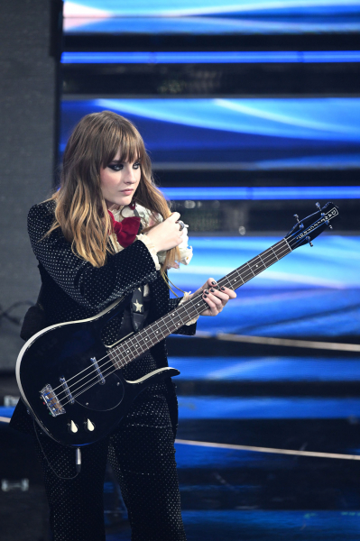 maneskin_editorial_shitterstock_sanremo_festival_2022_28929.jpg