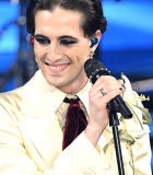 Filename=maneskin_editorial_shitterstock_sanremo_festival_2022_2816029.jpg
Filesize=371KiB
Dimensions=1365x2048
Date added=Oct 17, 2022 maneskin_editorial_shitterstock_sanremo_festival_2022_2816029.jpg