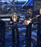 maneskin_editorial_shitterstock_sanremo_festival_2022_2816229.jpg