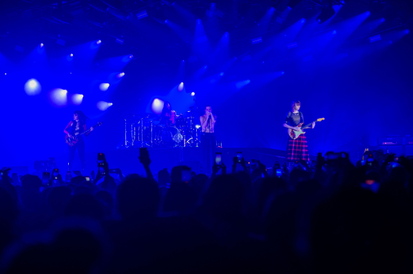 shutterstock_editorial_Maneskin_In_Concert_In_Bari_I_13854094aa.jpg