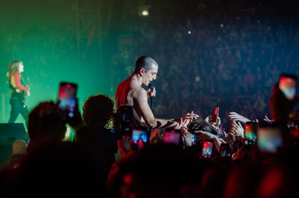 shutterstock_editorial_Maneskin_In_Concert_In_Bari_I_13854094ah.jpg