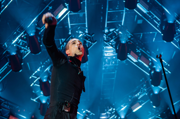 shutterstock_editorial_Maneskin_In_Concert_In_Bari_It_13854094b.jpg