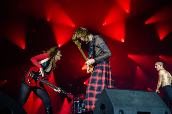 shutterstock_editorial_Maneskin_In_Concert_In_Bari_It_13854094q.jpg