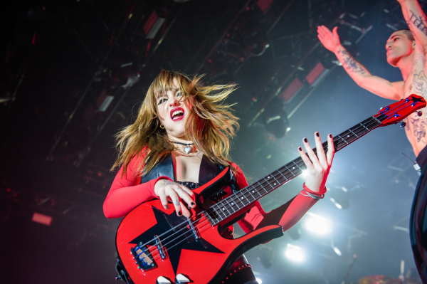 shutterstock_editorial_Maneskin_In_Concert_In_Bari_It_13854094v.jpg