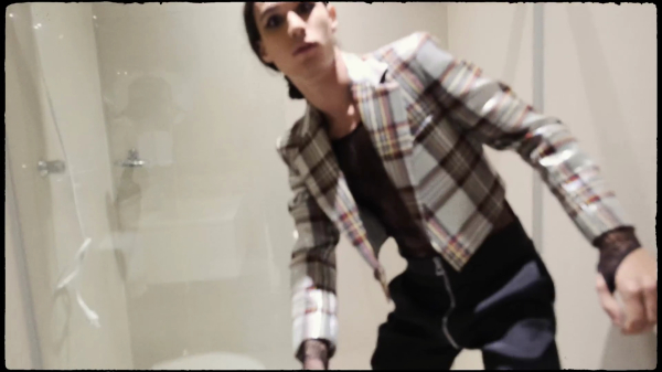 VideoCapture_20230601-184132.jpg