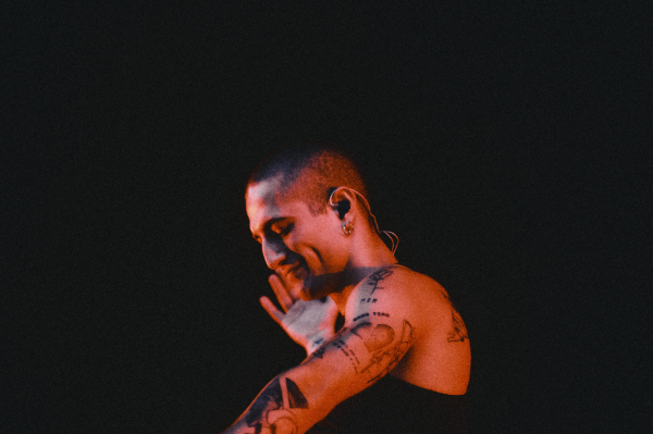 © Krishna Goma for Les productions
