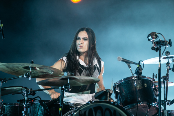 shutterstock_editorial_Maneskin_Ethan_Torchio_in_conc_14133913b.jpg