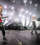 shutterstock_editorial_Maneskin_Victoria_De_Angelis_14133915a.jpg