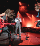 shutterstock_editorial_Maneskin_Victoria_De_Angelis_14133920a.jpg