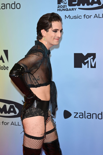 maneskin_emas_redcarpet_editorial_282229.jpg