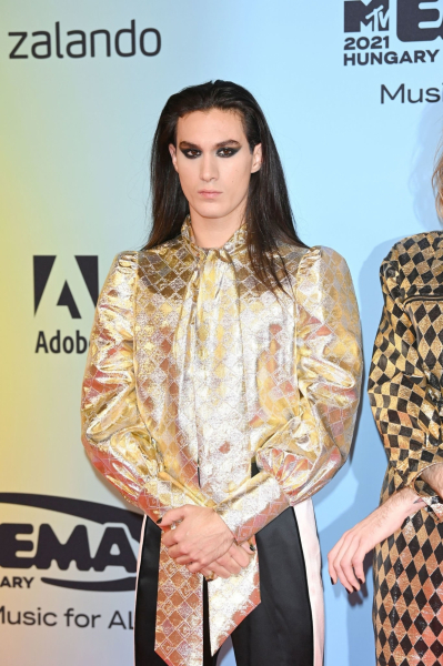 maneskin_emas_redcarpet_editorial_282329.jpg