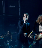 2021-11-22T025918Z_1796482331_RC2EZQ9NBBX0_RTRMADP_3_AWARDS-AMERICAN-MUSIC.JPG