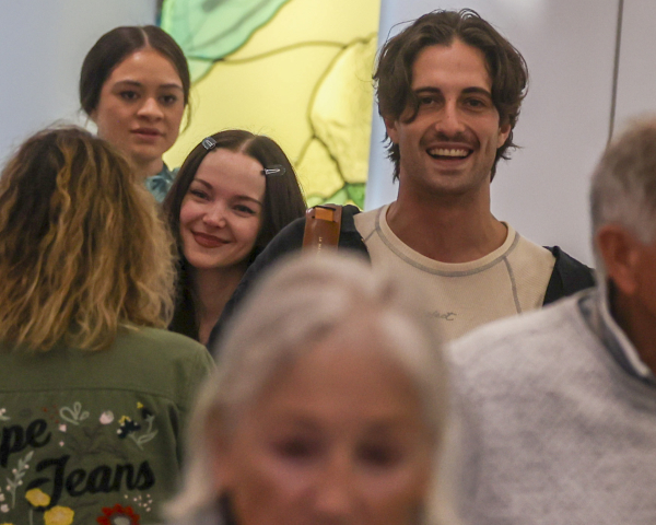 Clique para ver imagem em tamanho real
==============
BLU_A113277518.jpg BLU_A113277518.jpg