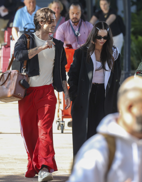 Clique para ver imagem em tamanho real
==============
BLU_A113277522.jpg BLU_A113277522.jpg