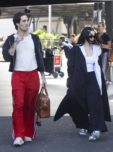 Clique para ver imagem em tamanho real
==============
BLU_A113277538.jpg BLU_A113277538.jpg