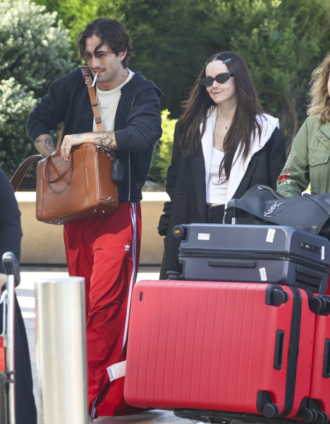 Clique para ver imagem em tamanho real
==============
BLU_A113277541.jpg BLU_A113277541.jpg