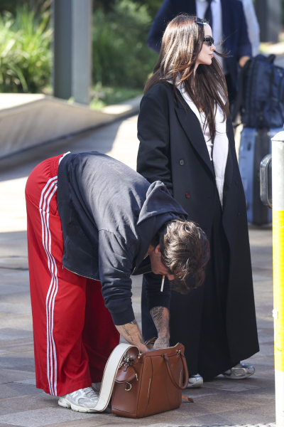 Clique para ver imagem em tamanho real
==============
BLU_A113277545.jpg BLU_A113277545.jpg