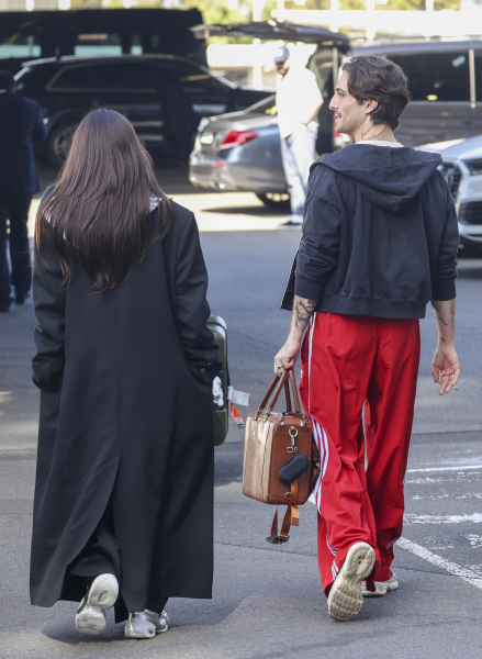 Clique para ver imagem em tamanho real
==============
BLU_A113277550.jpg BLU_A113277550.jpg