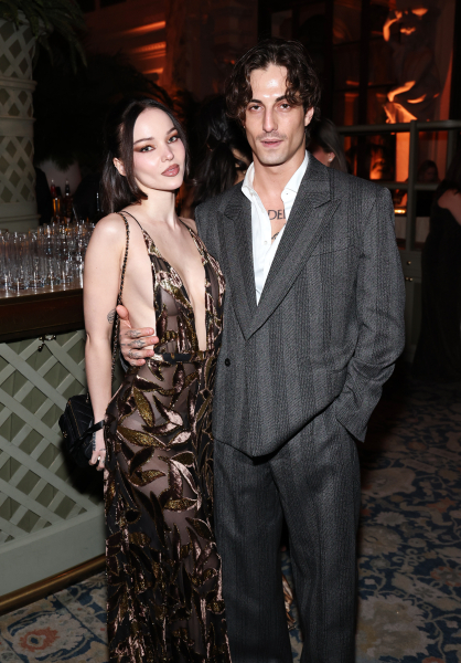 Clique para ver imagem em tamanho real
==============
2245058141.jpg 2245058141.jpg