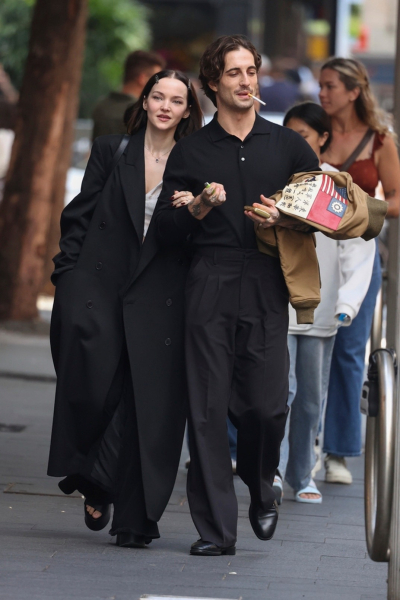 Clique para ver imagem em tamanho real
==============
001.jpg 001.jpg